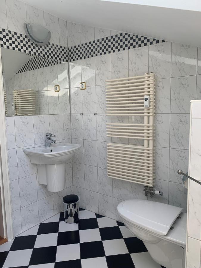 Kuschelige Wohlfuhl-Wohnung In Top Strandlage ゼーバート・ヘリングスドルフ エクステリア 写真