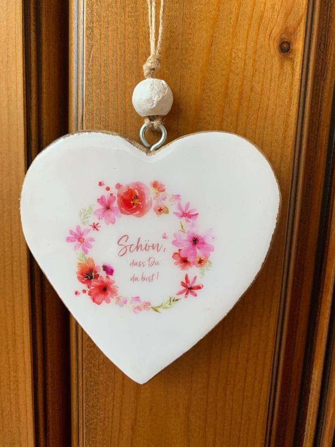 Kuschelige Wohlfuhl-Wohnung In Top Strandlage ゼーバート・ヘリングスドルフ エクステリア 写真
