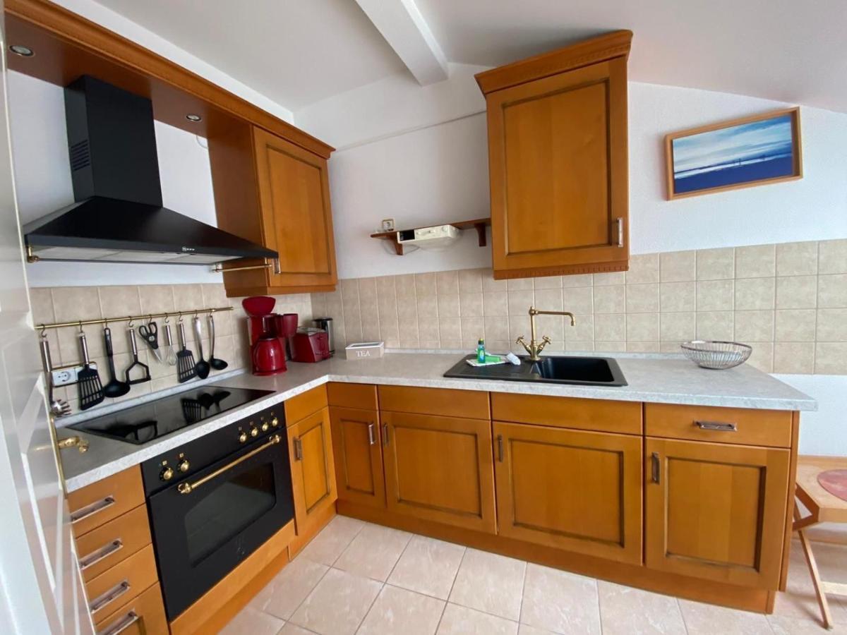 Kuschelige Wohlfuhl-Wohnung In Top Strandlage ゼーバート・ヘリングスドルフ エクステリア 写真